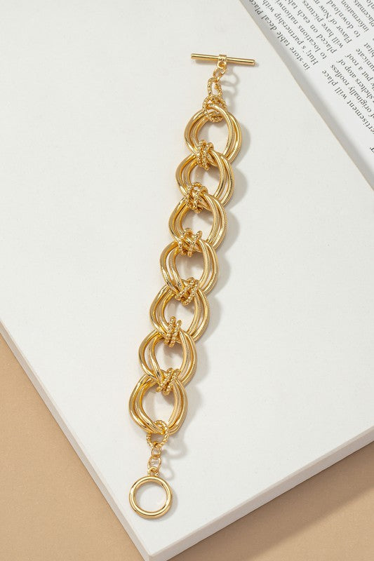 Double layer chunky chain bracelet toggle closure