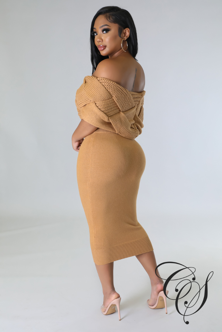 Dariana Chunky Cable Knit Skirt Set