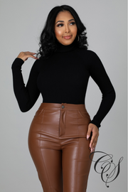 Evienne Fitted Turtleneck
